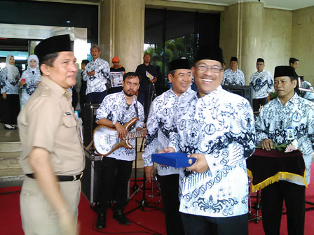 Pencarian PGRI Simeulue - Persatuan Guru Republik Indonesia Cabang Simeulue